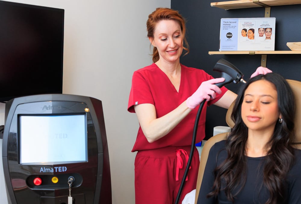 A revolutionary, needle-free, and pain-free ultrasound-based treatment that enhances hair density and reduces shedding. Visible improvements can be seen in as little as two weeks.